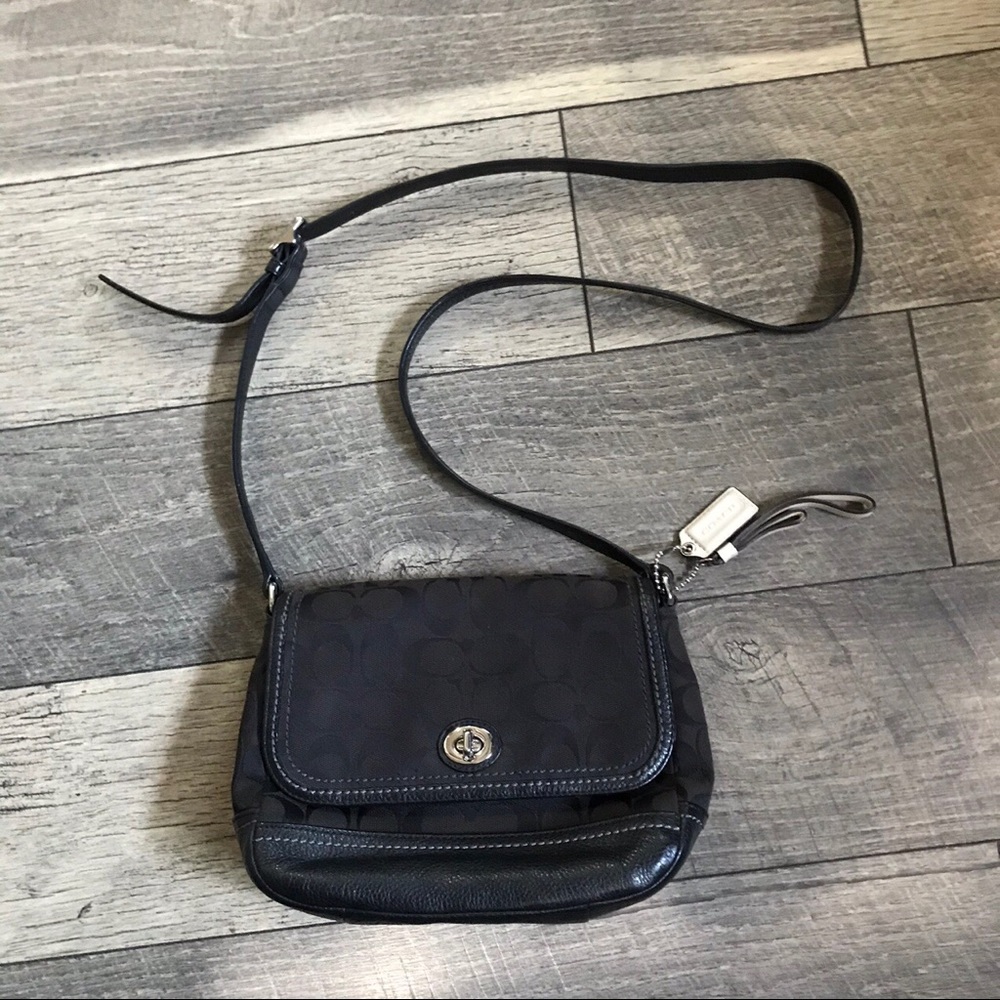 Crossbody coach bag